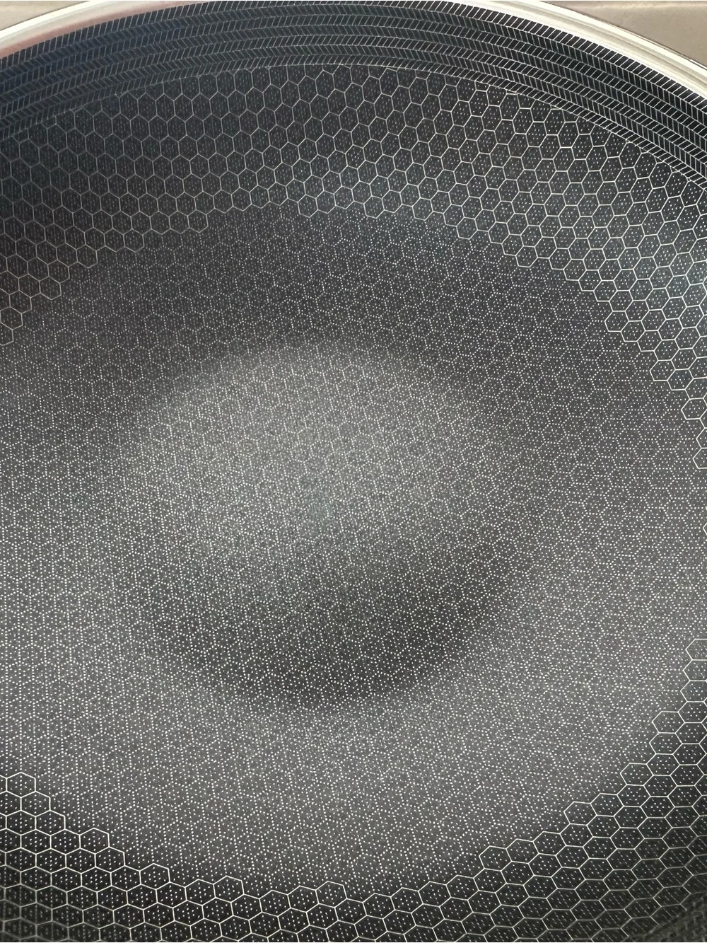 Hexclad 12 inch hybrid Non Black Nonstick Frying Pan Honeycomb Surface. No lid
